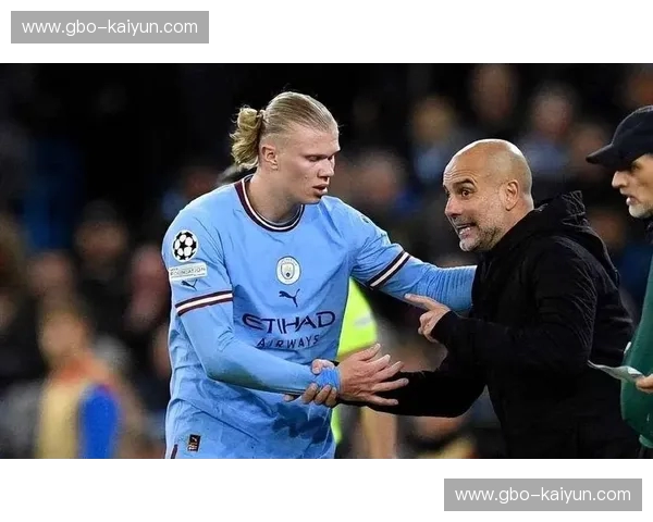 欧联决赛之夜风口上的荣耀与狂欢